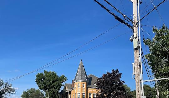 Haskell Free Library and Opera House straddling the US-Canada border