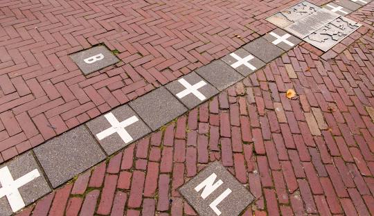 Baarle-Hertog/Baarle-Nassau border zig-zags through houses and shops